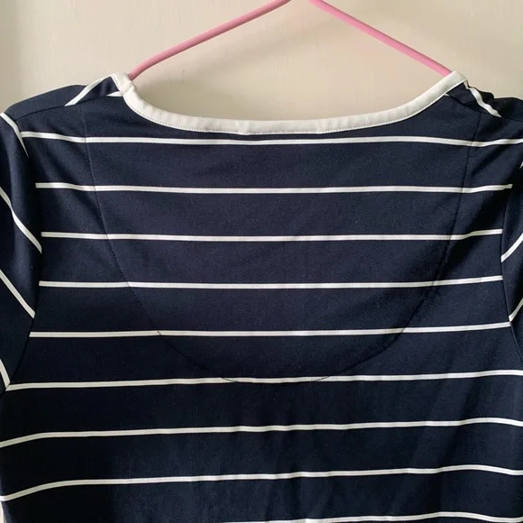 Liz Claiborne Navy and White Striped Short Sleeve Top - Picture 6 of 7